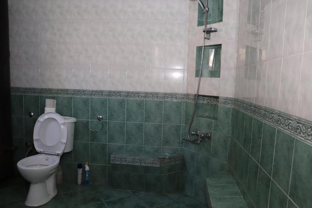 Jemal's Guest House room 1