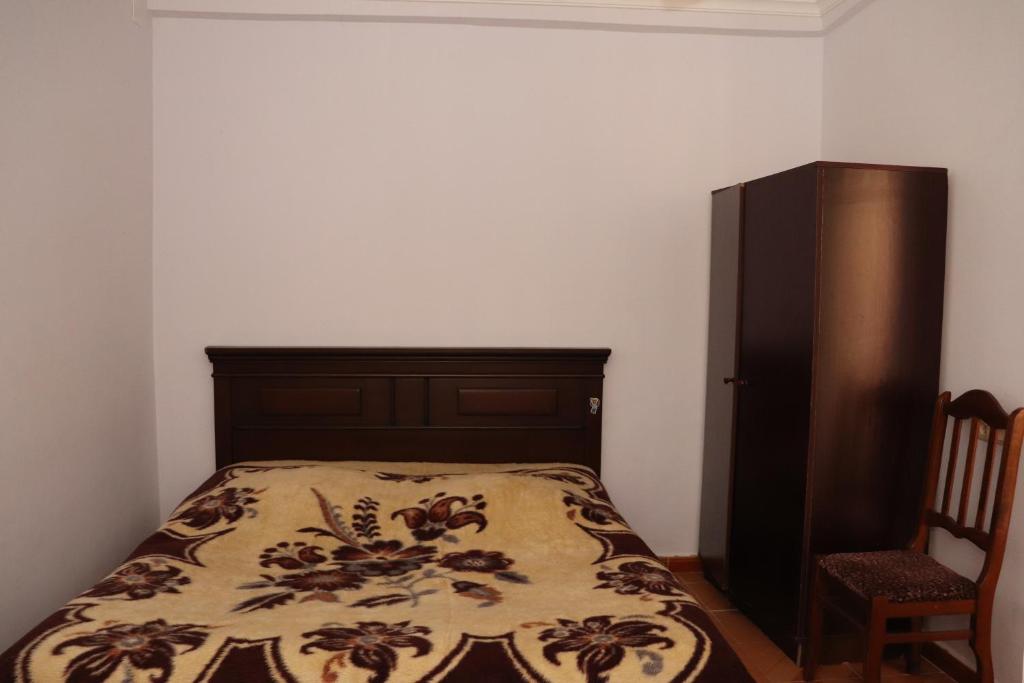 Jemal's Guest House room 2
