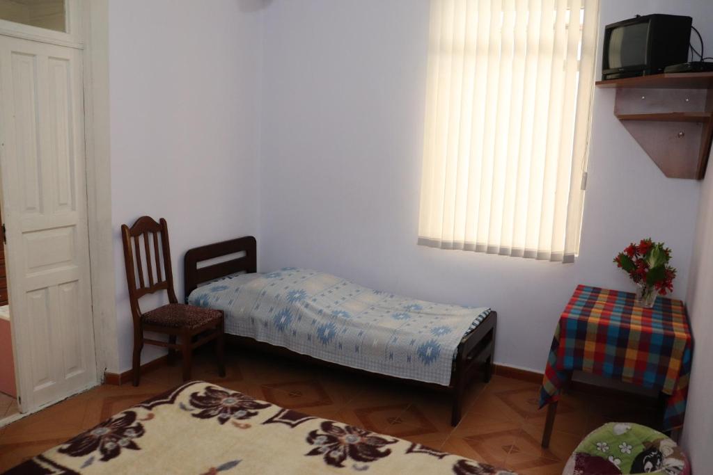 Jemal's Guest House room 3