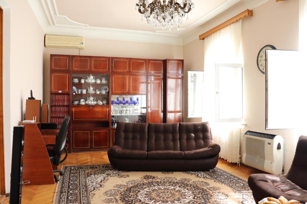Jemal's Guest House room 6